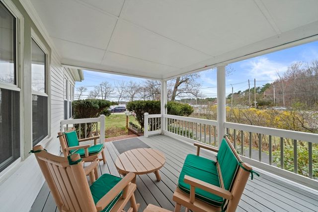 2 East St, Sharon, MA 02067