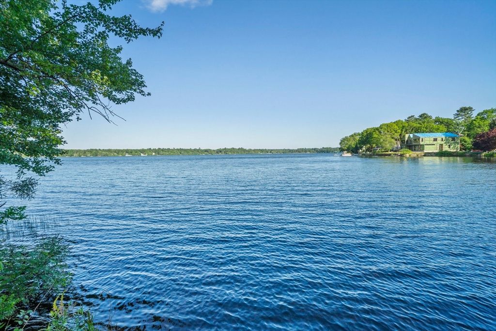 2 East St, Sharon, MA 02067