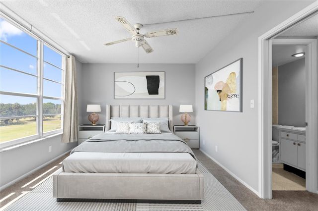 575 Oaks Ln 403, Pompano Beach, FL 33069
