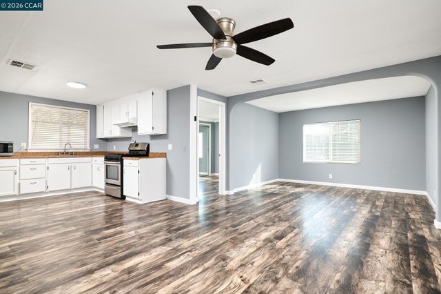 16711 Marsh Creek Road 112, Clayton, CA 94517