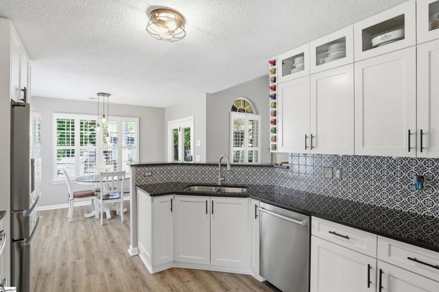 326 Bellhaven Lane, Spartanburg, SC 29301