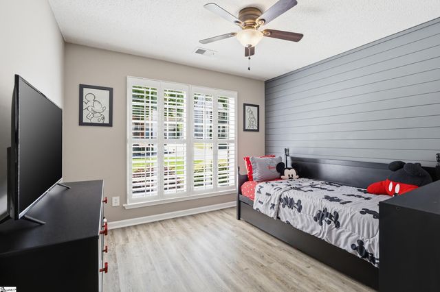 326 Bellhaven Lane, Spartanburg, SC 29301