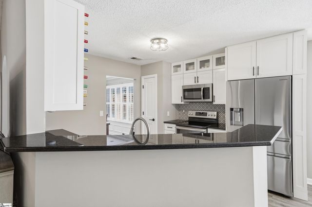 326 Bellhaven Lane, Spartanburg, SC 29301