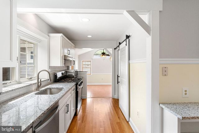 497 AUSTIN AVE, Barrington, NJ 08007