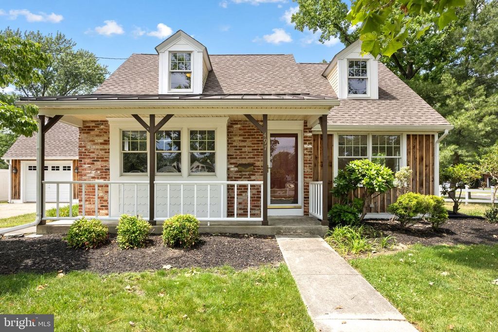 497 AUSTIN AVE, Barrington, NJ 08007