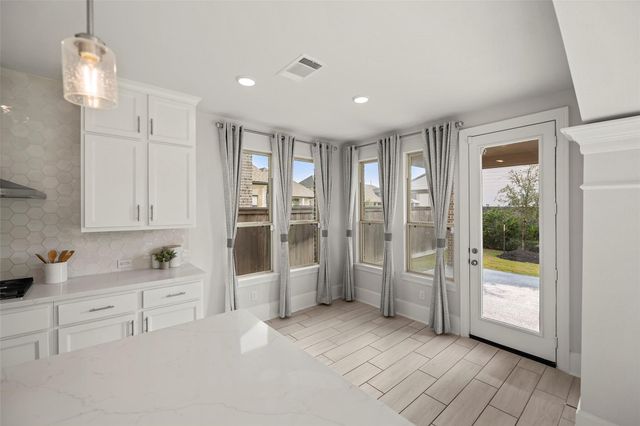 21215 Central Valley Lane, Cypress, TX 77433