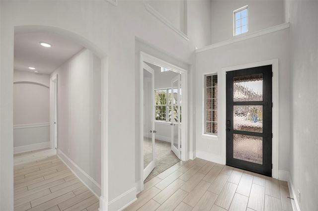 21215 Central Valley Lane, Cypress, TX 77433