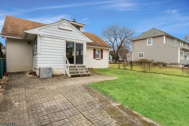 24 Morris Ave, Montville Twp., NJ 07045