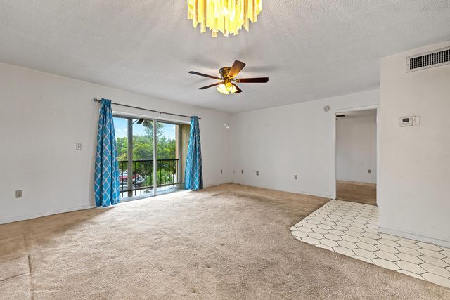 8260 SW 24th Street 6310, North Lauderdale, FL 33068