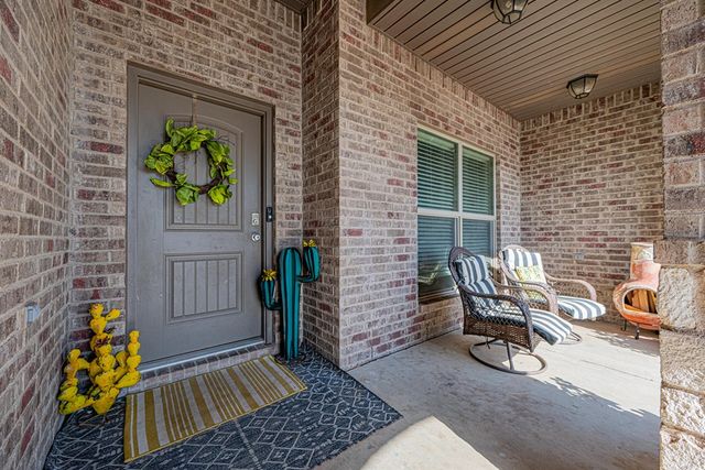 6915 Saddle Ct, Midland, TX 79705