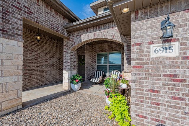6915 Saddle Ct, Midland, TX 79705