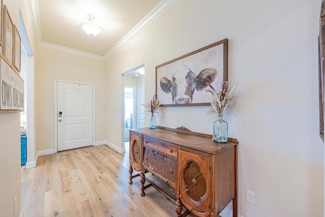 6915 Saddle Ct, Midland, TX 79705