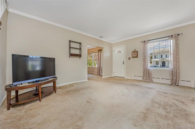 2000 Bergen Street, North Bellmore, NY 11710