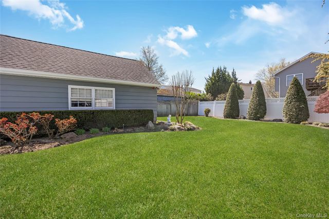 2000 Bergen Street, North Bellmore, NY 11710