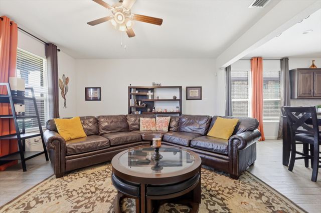 2502 Sunburst Drive, Glenn Heights, TX 75154