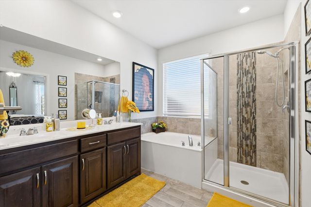 2502 Sunburst Drive, Glenn Heights, TX 75154