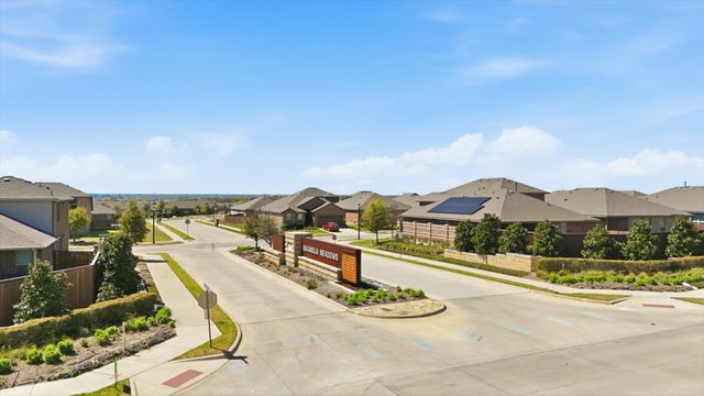 2502 Sunburst Drive, Glenn Heights, TX 75154