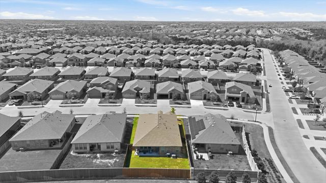 2502 Sunburst Drive, Glenn Heights, TX 75154