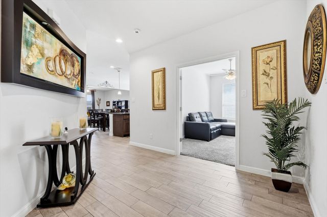 2502 Sunburst Drive, Glenn Heights, TX 75154