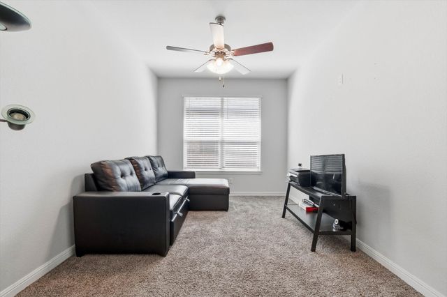 2502 Sunburst Drive, Glenn Heights, TX 75154