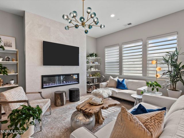 6053 Kelly Heights Way, Reno, NV 89519