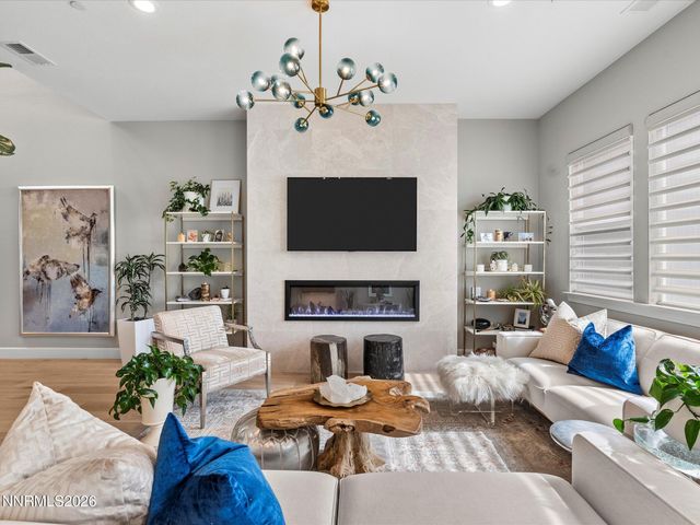 6053 Kelly Heights Way, Reno, NV 89519