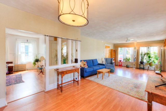 123 Dana Ave, Worcester, MA 01604