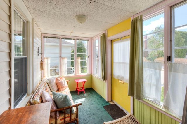 123 Dana Ave, Worcester, MA 01604