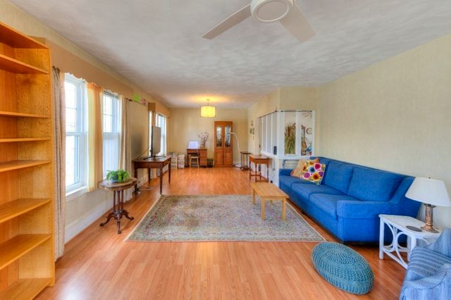 123 Dana Ave, Worcester, MA 01604