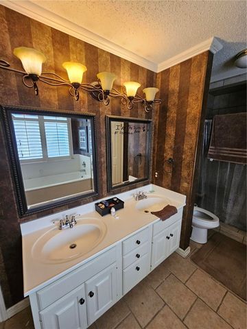4710 Lake Huron Dr, Corpus Christi, TX 78413