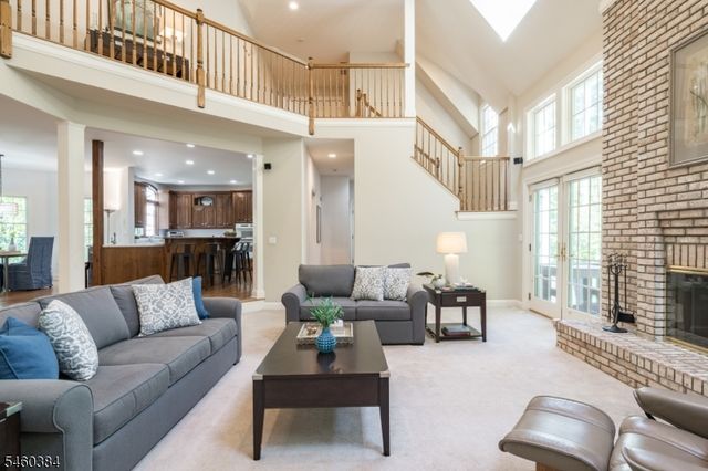 16 Trinity Pl, Warren Twp., NJ 07059