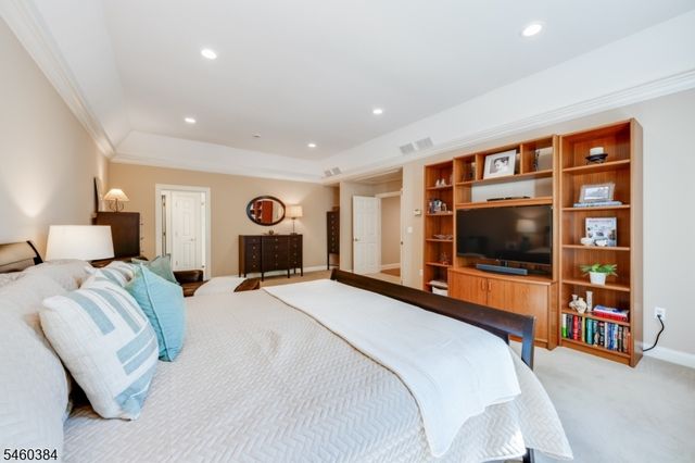 16 Trinity Pl, Warren Twp., NJ 07059
