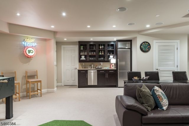 16 Trinity Pl, Warren Twp., NJ 07059