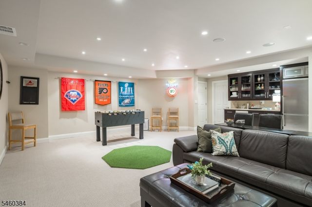 16 Trinity Pl, Warren Twp., NJ 07059