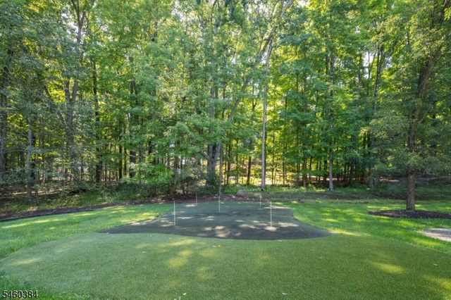 16 Trinity Pl, Warren Twp., NJ 07059