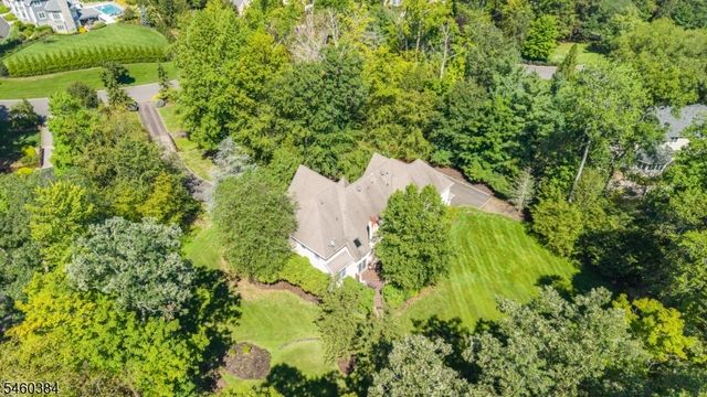 16 Trinity Pl, Warren Twp., NJ 07059