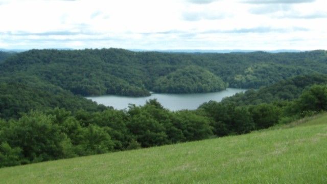 40 C Swan Ridge Rd, Hilham, TN 38568