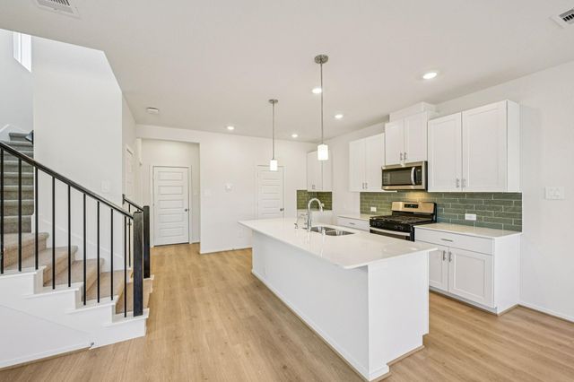 3211 Quiet Sunset Drive, Houston, TX 77080