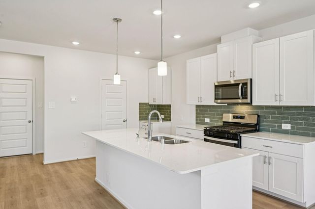 3211 Quiet Sunset Drive, Houston, TX 77080