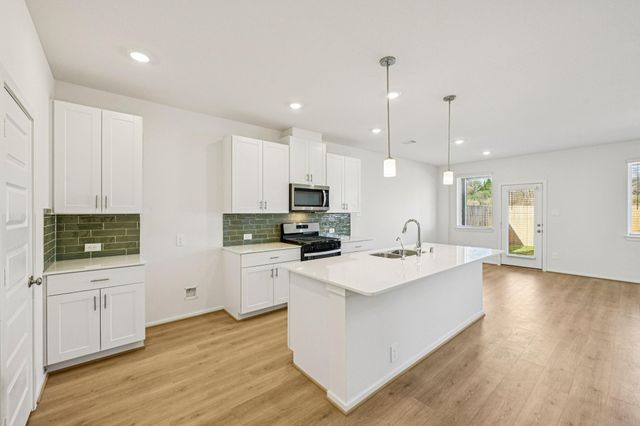 3211 Quiet Sunset Drive, Houston, TX 77080