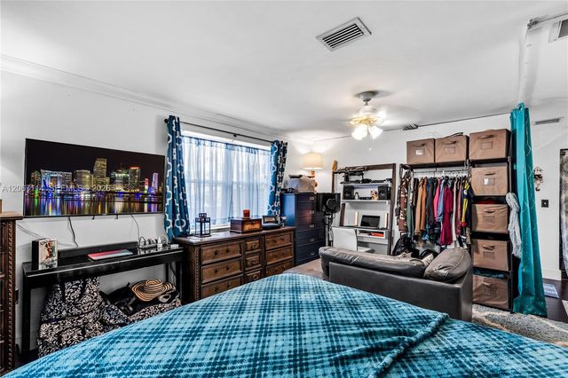 2100 NE 170th Street, North Miami Beach, FL 33162