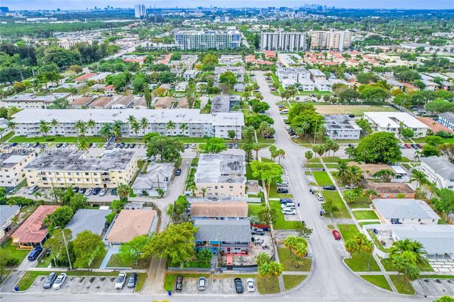 2100 NE 170th Street, North Miami Beach, FL 33162