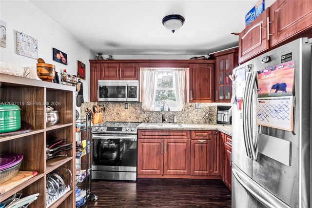 2100 NE 170th Street, North Miami Beach, FL 33162