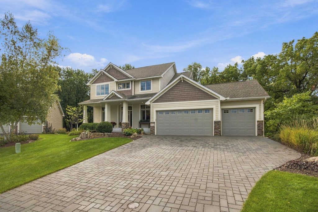 642 Woodland Way, Eagan, MN 55123 — photo 3