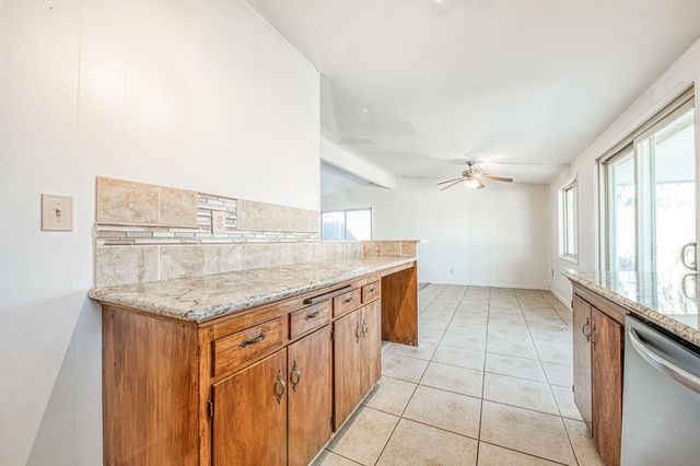 145 Rall Avenue, Clovis, CA 93612