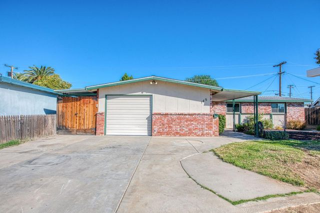 145 Rall Avenue, Clovis, CA 93612