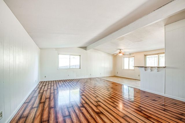 145 Rall Avenue, Clovis, CA 93612