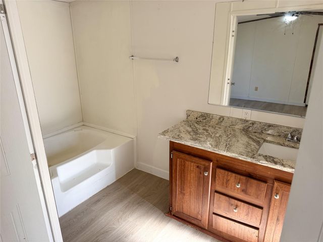 39 County Road 3478, Cleveland, TX 77327