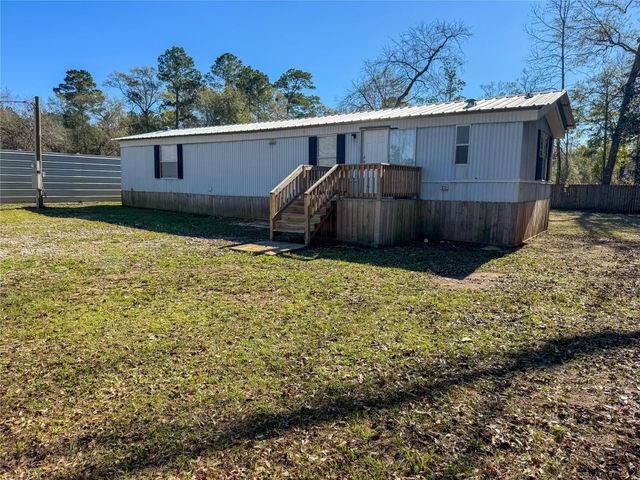 39 County Road 3478, Cleveland, TX 77327