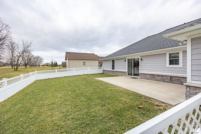 1709 Ashwood Drive, Jasper, IN 47446